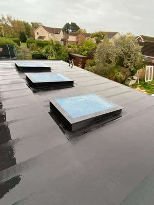 Roof lights for flat roofs