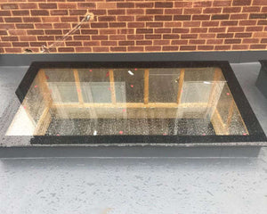 Flat roof glass